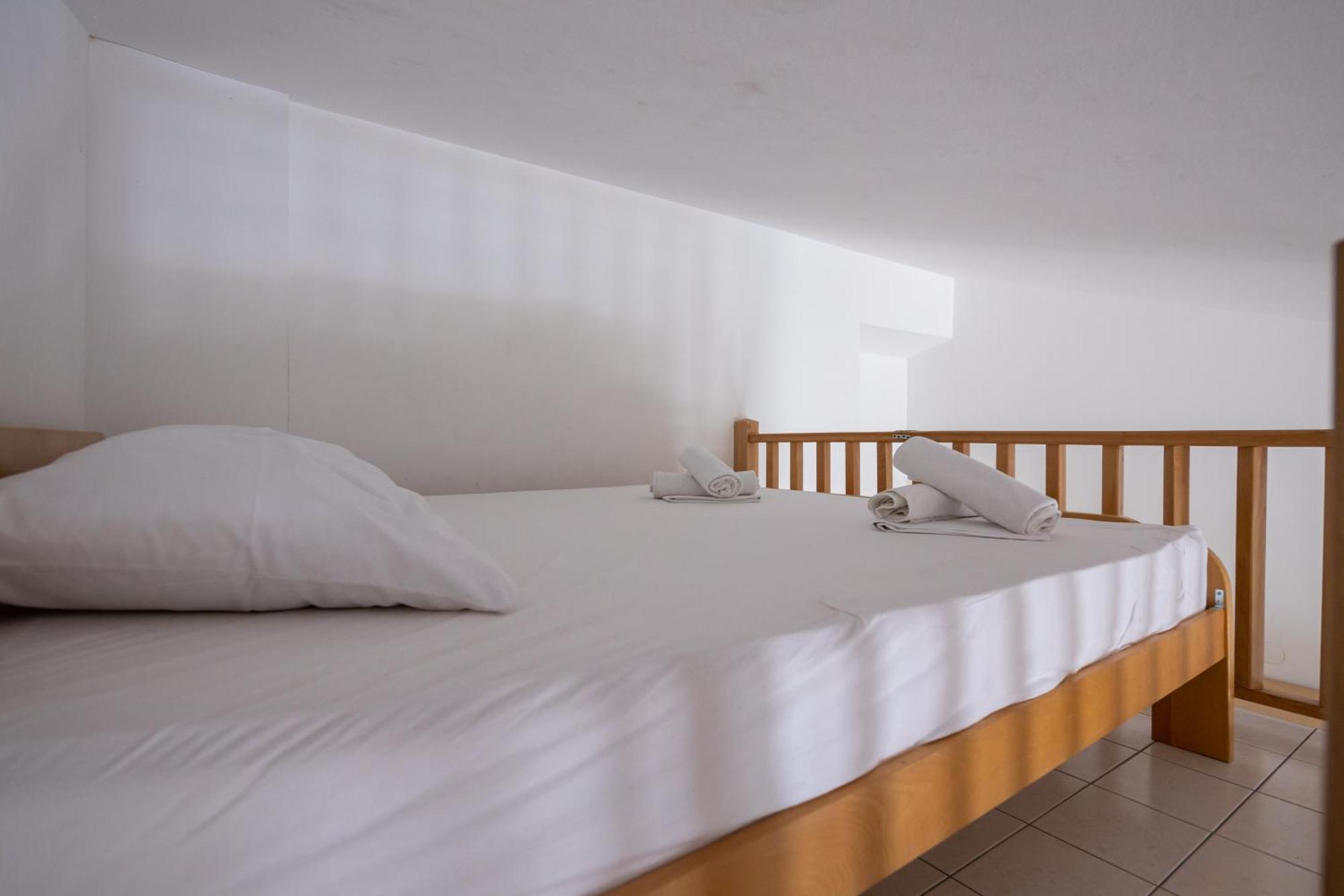 Apartments Eddy Veselica Novalja Pokój zdjęcie