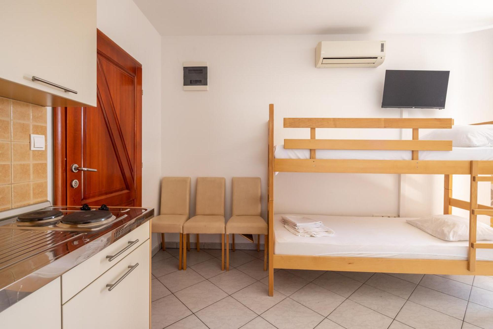 Apartments Eddy Veselica Novalja Pokój zdjęcie