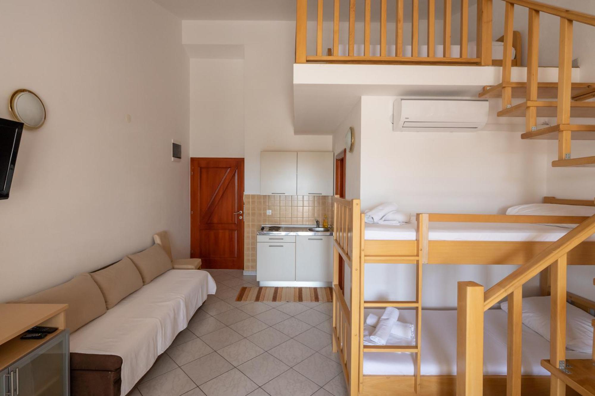 Apartments Eddy Veselica Novalja Pokój zdjęcie